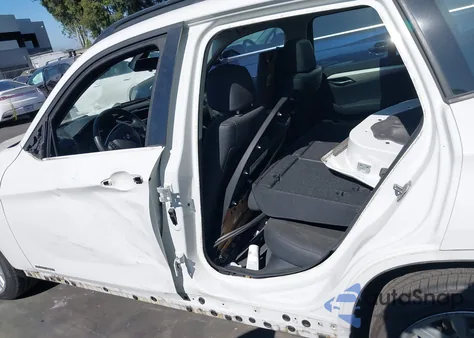 2015 BMW X1 Sdrive28I из США, поврежденный, VIN WBAVM1C59FV316755